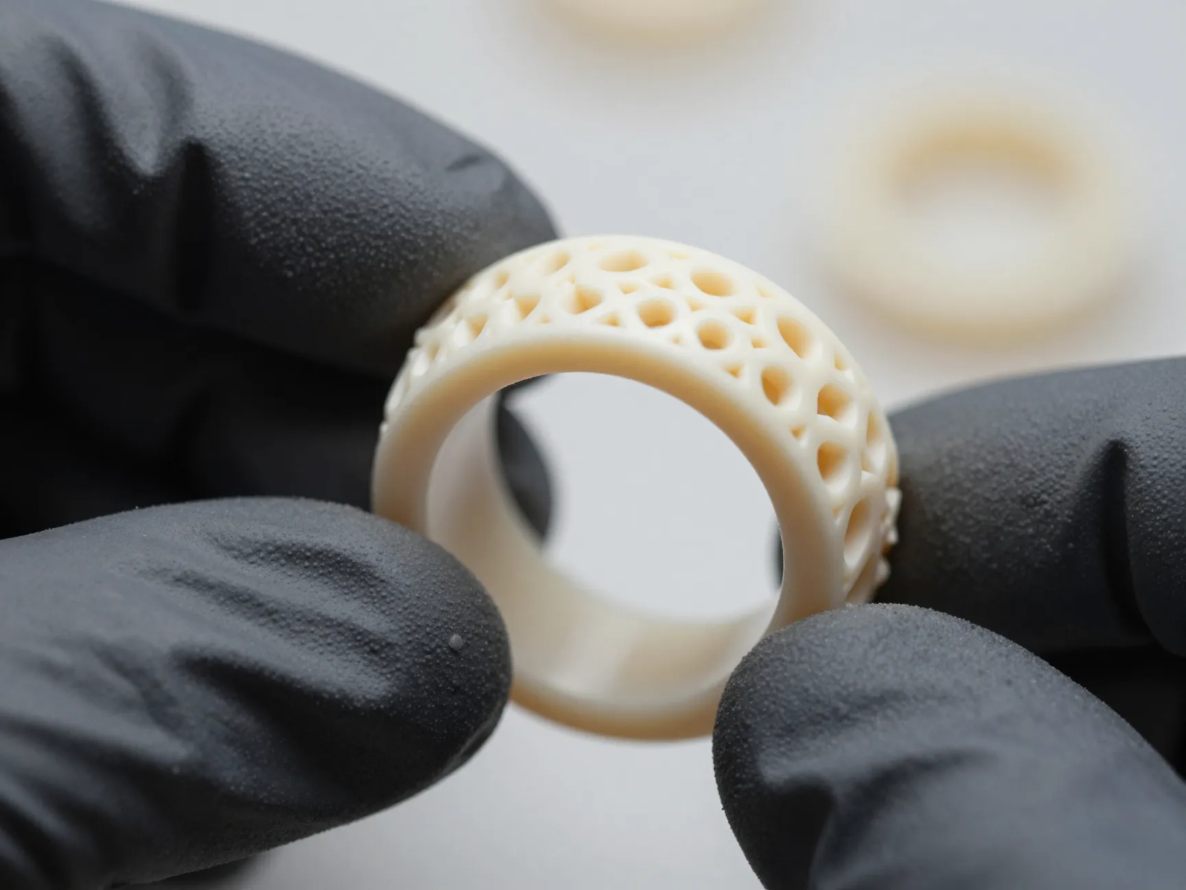 Intricate stone setting ring patterns with the wj51c