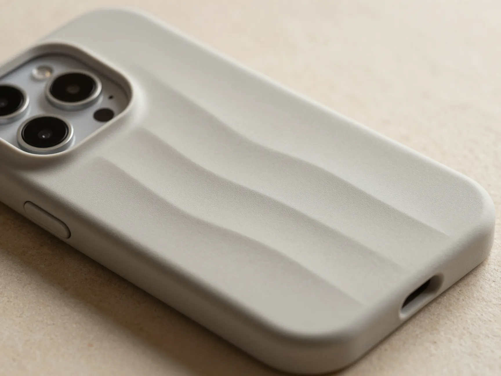 Wave case with sustainable materials