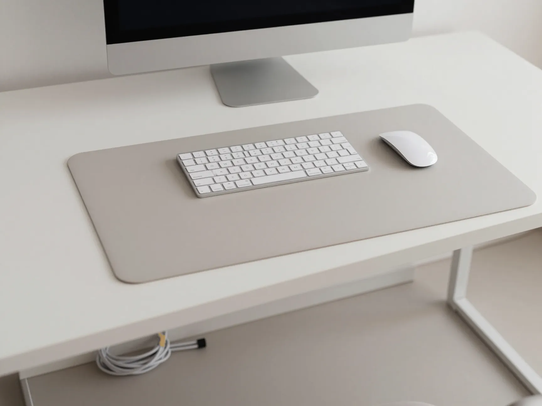 Minimalist cable managed command center