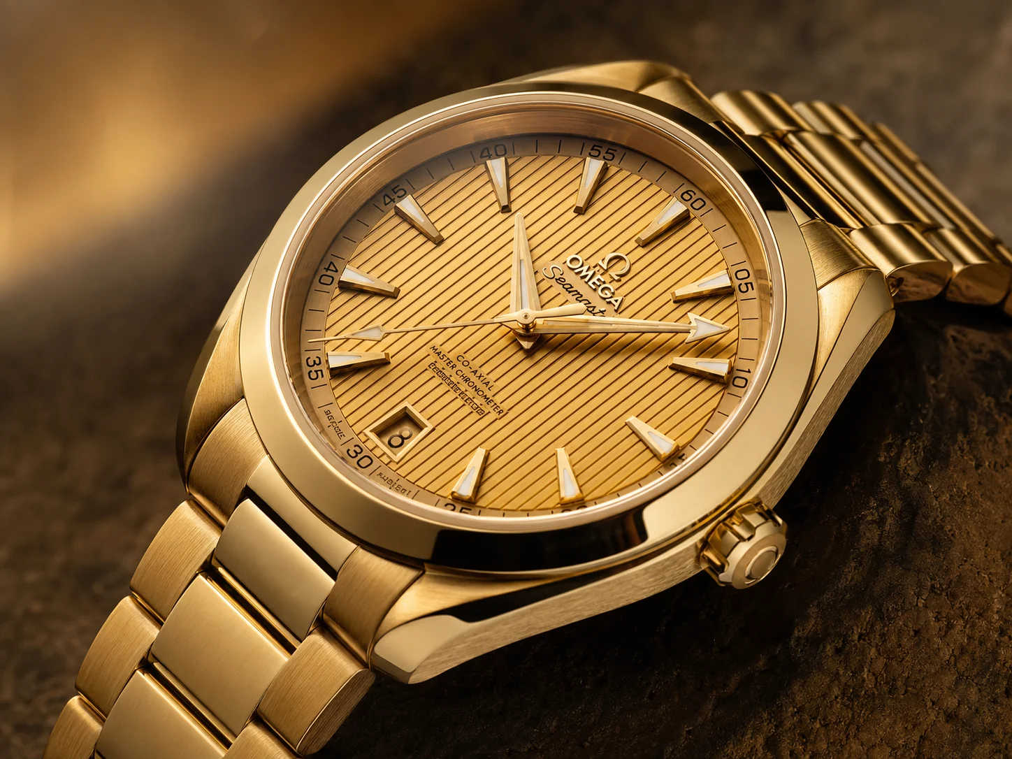 Omega seamaster aqua terra 150m 30mm moonshine gold