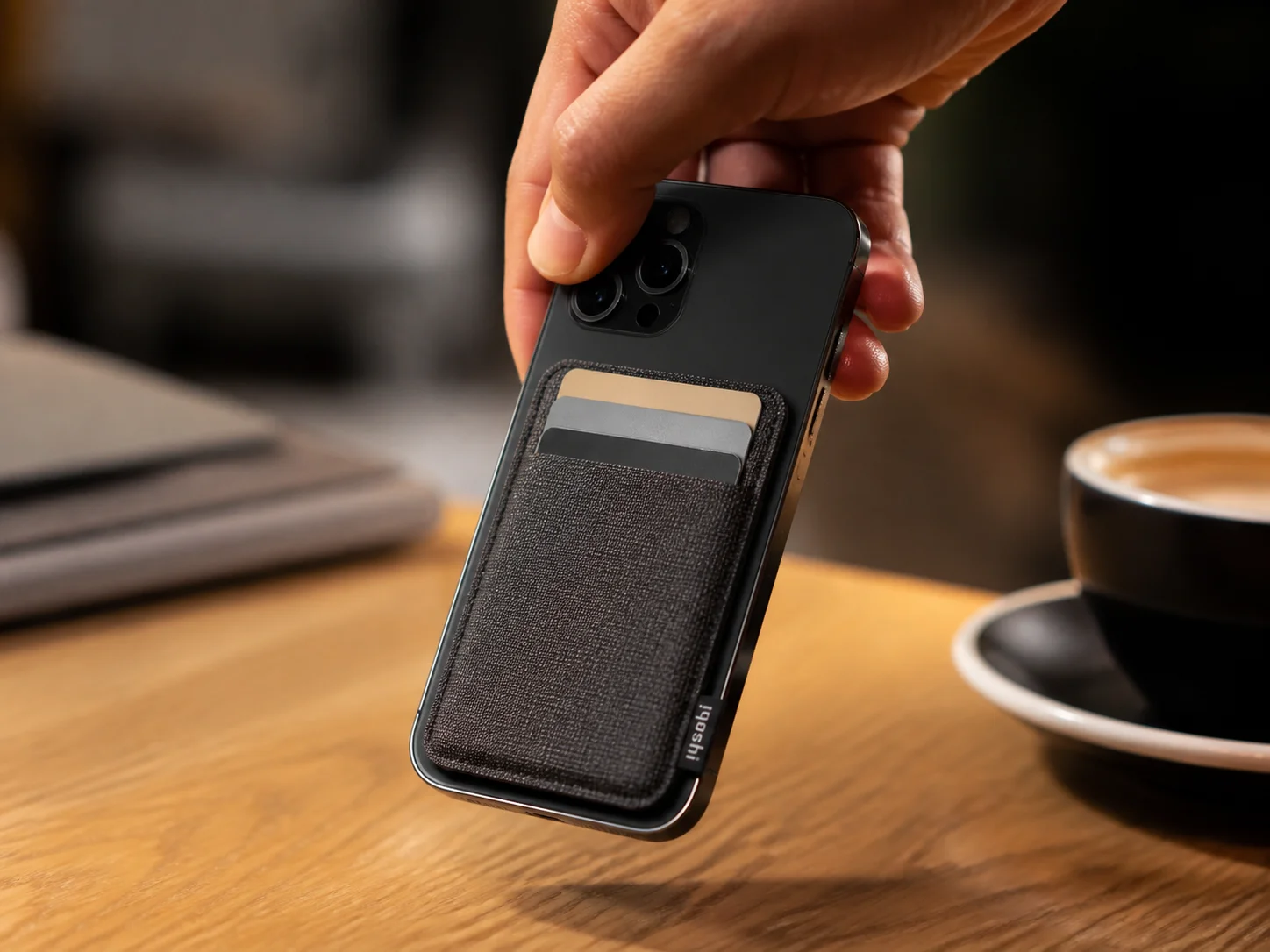 Apple finewoven wallet with magsafe and find my