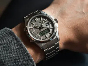 Read more about the article 6 Vintage Digital Watch Designs Making A Modern Comeback